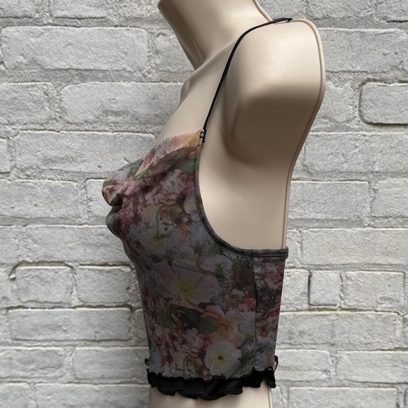 URBAN OUTFITTERS Floral Camisole - Picture 4 of 5